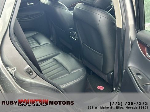 Used 2011 INFINITI EX35 Journey w/ Premium Pkg image 22