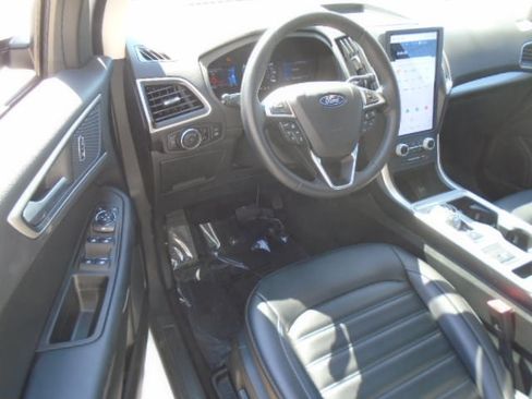 Used 2024 Ford Edge SEL w/ Convenience Package AWD/4WD image 14