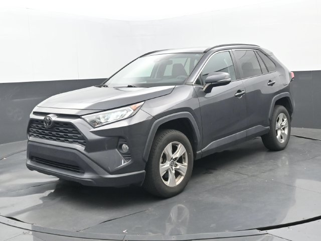 Used 2021 Toyota RAV4 XLE FWD image 8