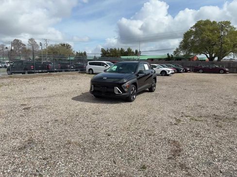 Used 2025 Hyundai Kona SEL image 8