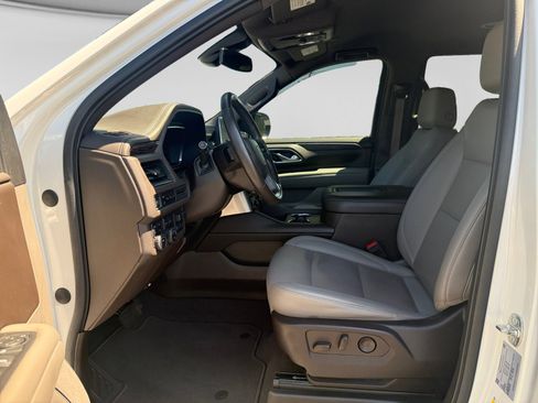 Used 2022 Chevrolet Tahoe LT w/ Max Trailering Package AWD/4WD image 10