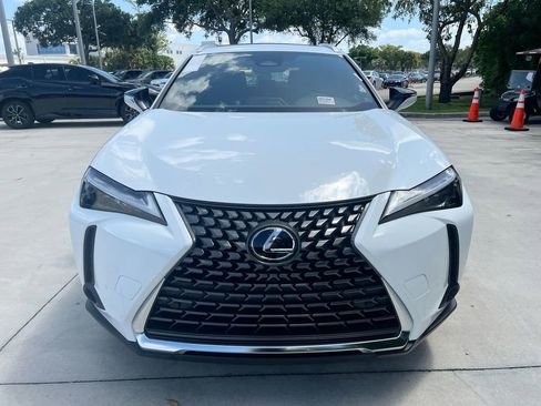 New 2026 Lexus UX 300h FWD image 2