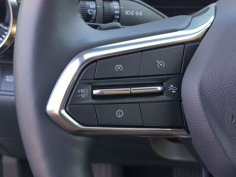 Used 2025 Chevrolet Equinox LT image 20