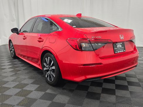 Used 2023 Honda Civic EX image 4