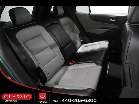 Used 2018 Chevrolet Equinox Premier AWD/4WD image 18