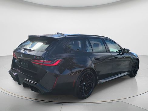 New 2026 BMW M5 Touring image 5