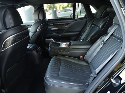 Used 2023 Genesis G90 3.5T AWD/4WD image 26