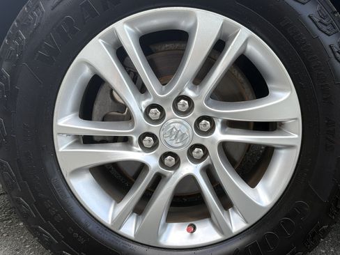 Used 2020 Buick Enclave Essence FWD image 8