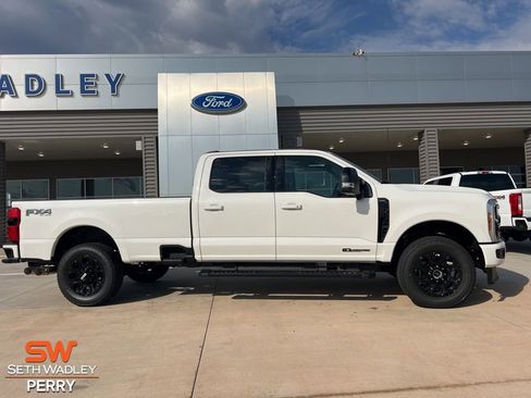 New 2026 Ford F350 Lariat w/ Black Appearance Package image 3