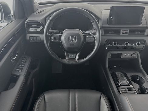 Certified 2023 Honda Pilot TrailSport image 22