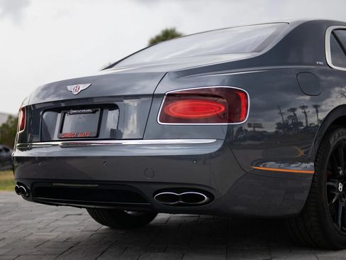 Used 2018 Bentley Flying Spur S V8 AWD/4WD image 19