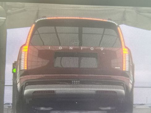 Used 2026 Hyundai Ioniq 9 SEL image 9