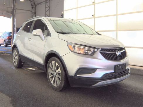 Used 2019 Buick Encore Preferred image 3