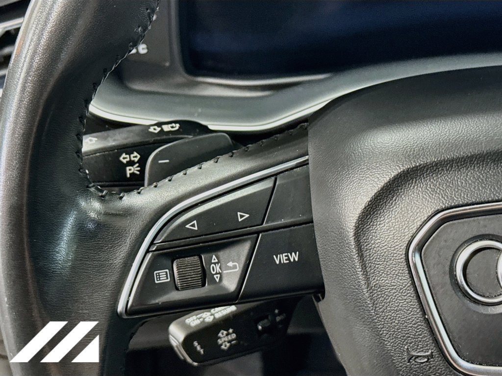 Used 2019 Audi Q8 Prestige w/ Luxury Package AWD/4WD image 11