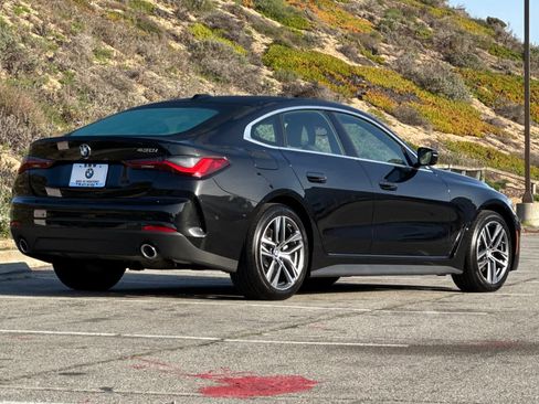 Used 2025 BMW 430i w/ Premium Package image 2