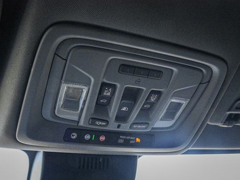 Used 2025 Chevrolet Silverado 1500 RST w/ Convenience Package II AWD/4WD image 27