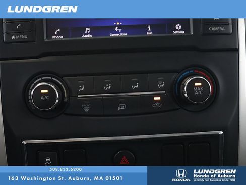 Used 2019 Nissan Titan SV AWD/4WD image 22