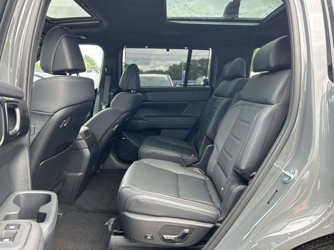 New 2026 Hyundai Santa Fe Calligraphy AWD/4WD image 5