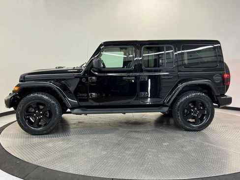 Used 2021 Jeep Wrangler Unlimited Sahara image 4