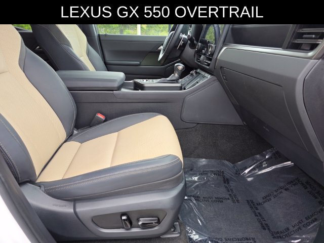 Used 2024 Lexus GX 550 AWD/4WD image 10