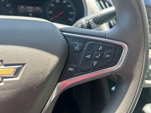 Used 2022 Chevrolet Malibu LT FWD image 23