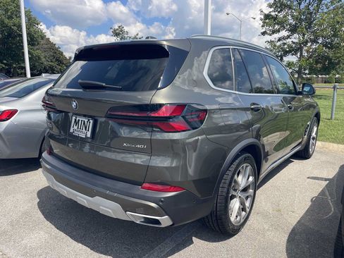 Used 2025 BMW X5 xDrive40i w/ Premium Package AWD/4WD image 4