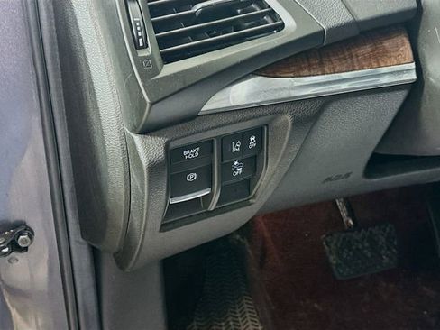 Used 2020 Acura MDX SH-AWD image 11