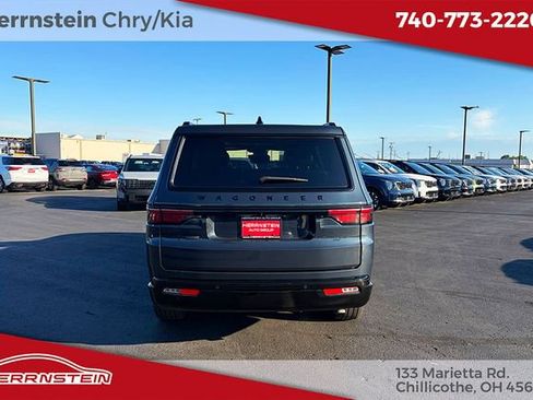 Used 2024 Jeep Wagoneer Series II AWD/4WD image 26