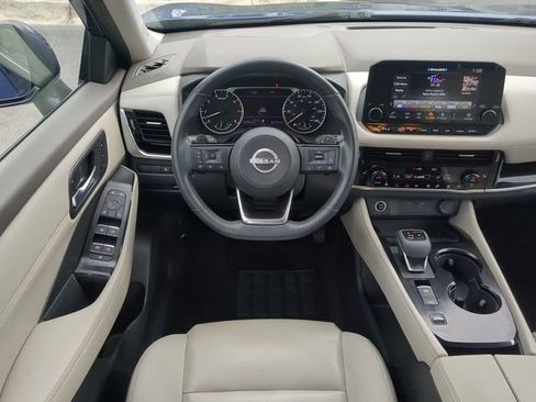 Used 2023 Nissan Rogue SL w/ SL Premium Package image 19