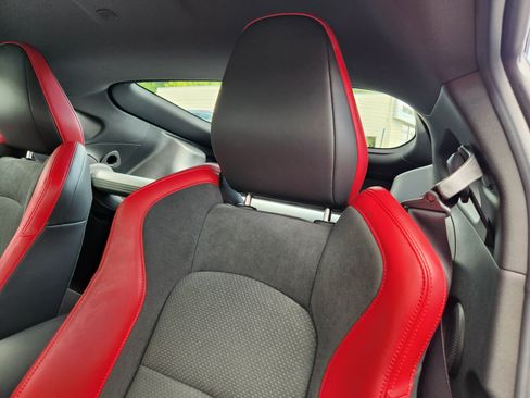 Used 2024 Nissan Z Performance w/ Floor Mat Package RWD image 11