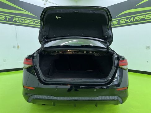 Used 2021 Nissan Sentra SV FWD image 9