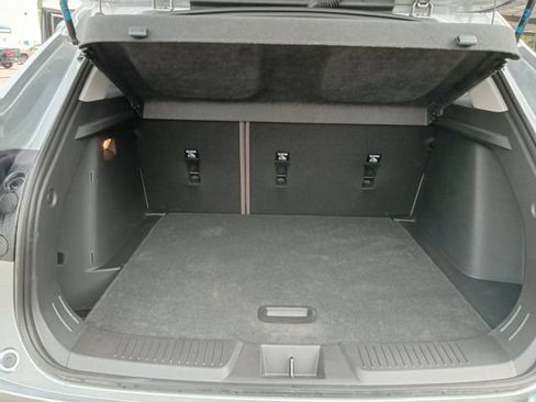 Used 2026 Chevrolet Trax ACTIV w/ Sunroof Package FWD image 11