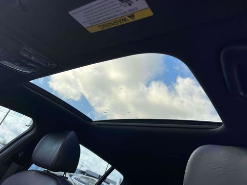 Used 2022 Kia Stinger GT2 image 23