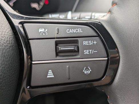 Used 2025 Honda HR-V Sport image 29