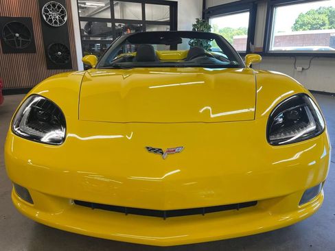 Used 2007 Chevrolet Corvette Convertible w/ Preferred Equipment Group RWD image 30