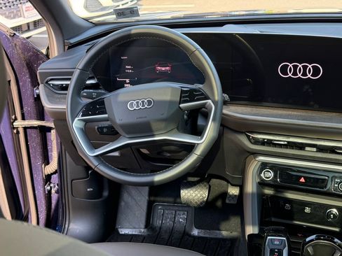 Used 2025 Audi Q5 Premium w/ Convenience Package AWD/4WD image 23