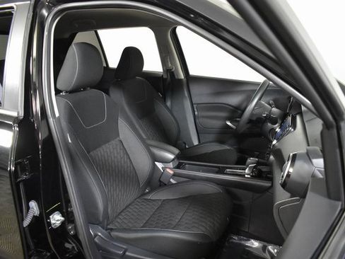 Used 2021 Nissan Kicks SV w/ Interior Electronics Package image 30