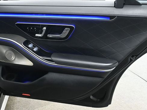 Used 2022 Mercedes-Benz S 580 4MATIC Sedan image 20