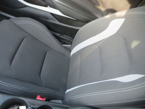 Used 2021 Chevrolet Camaro LT image 17