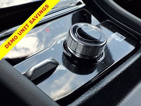 New 2025 Jeep Grand Cherokee L Limited w/ Luxury Tech Group II image 10