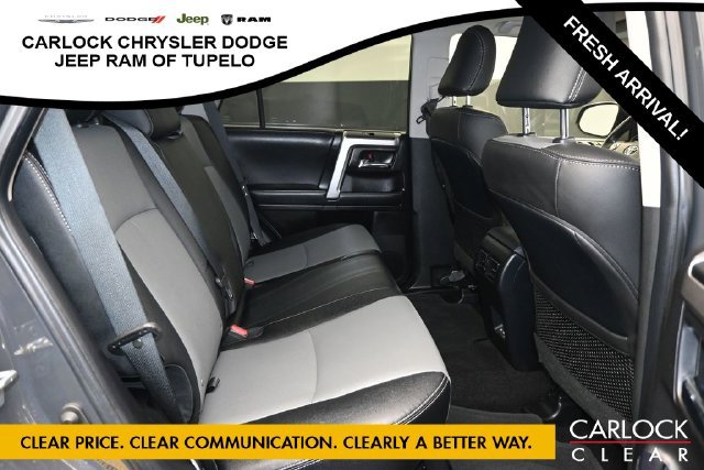 Used 2024 Toyota 4Runner SR5 Premium w/ Moonroof Package AWD/4WD image 33