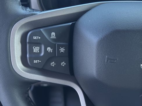 New 2025 Ford Bronco Badlands image 13