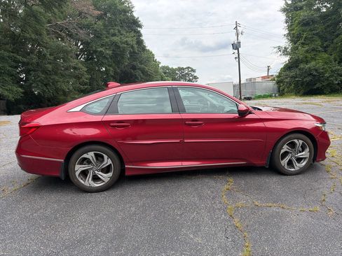 Used 2018 Honda Accord EX-L image 11
