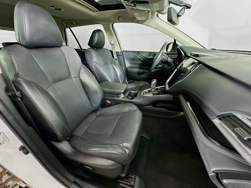 Used 2022 Subaru Outback Limited w/ Popular Package #2 AWD/4WD image 32