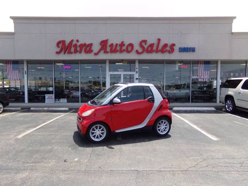 Used 2009 smart fortwo passion RWD image 1