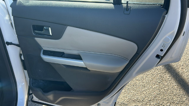 Used 2012 Ford Edge Limited AWD/4WD image 12