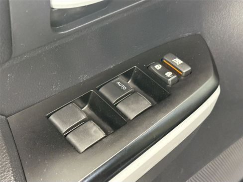 Used 2019 Toyota Tundra SR5 image 27