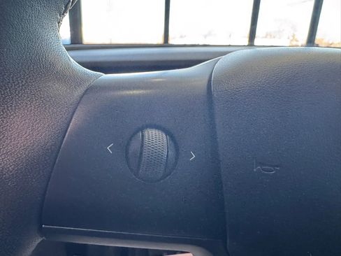 Used 2020 Tesla Model Y Long Range image 26