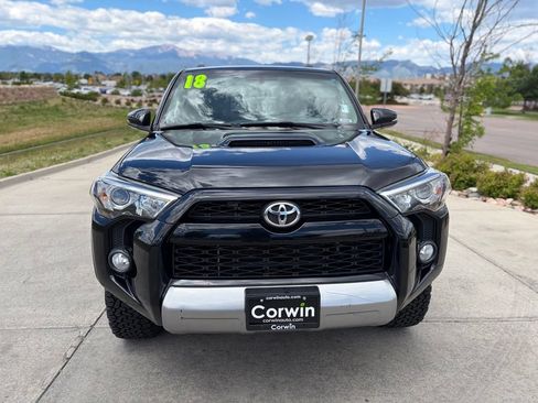 Used 2018 Toyota 4Runner TRD Off-Road Premium AWD/4WD image 6