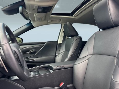 Certified 2025 Lexus ES 350 image 23